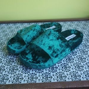 Steve Madden Dark Teal Crushed Velvet Slides EUC